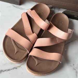 Skechers Arch Comfort strappy sandals for women (nude pink)- Size 9